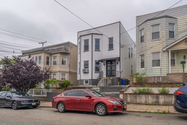 property at 52 E 48th St