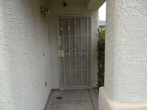 6208 Grizzly Gorge St in Las Vegas, NV - Building Photo - Building Photo