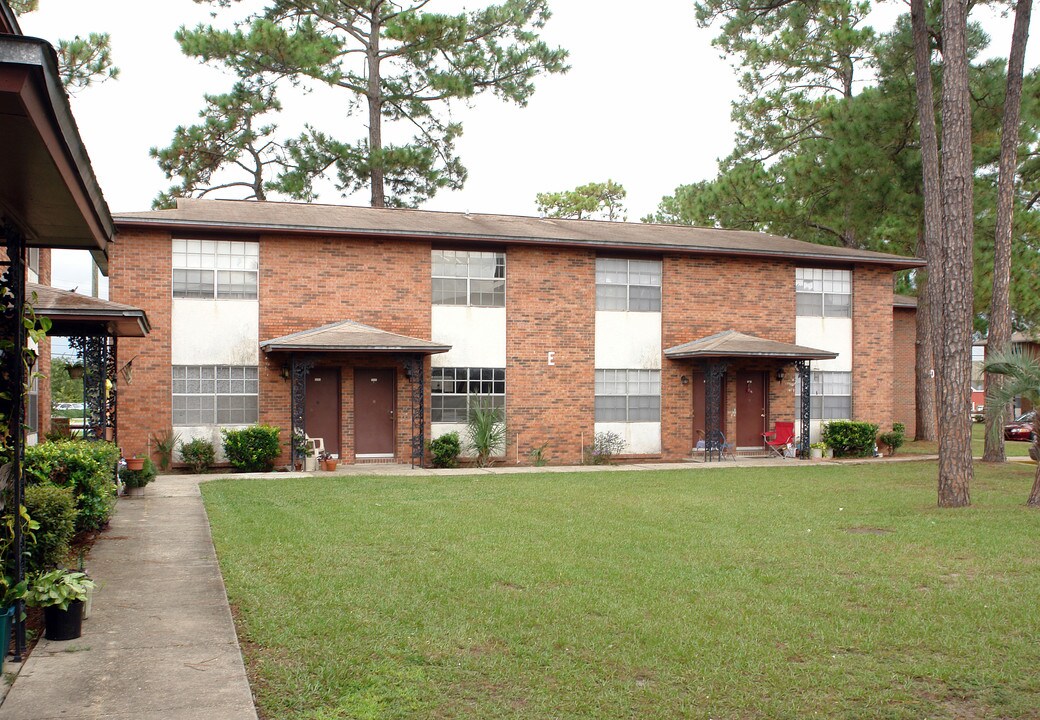 Brick Haven in Lynn Haven, FL - Building Photo