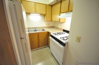 1170 Franklin Ave-Unit -Apt. 13 in Columbus, OH - Building Photo - Building Photo