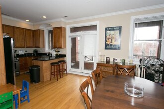 3711 N Southport Ave in Chicago, IL - Building Photo - Building Photo