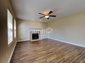 265 Red Cedar Ct in Maineville, OH - Foto de edificio - Building Photo
