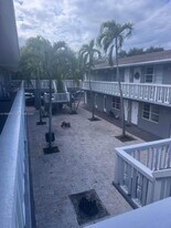 2025 Madison St in Hollywood, FL - Building Photo