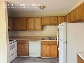 2816 Seclusion Ct in Raleigh, NC - Building Photo - Building Photo