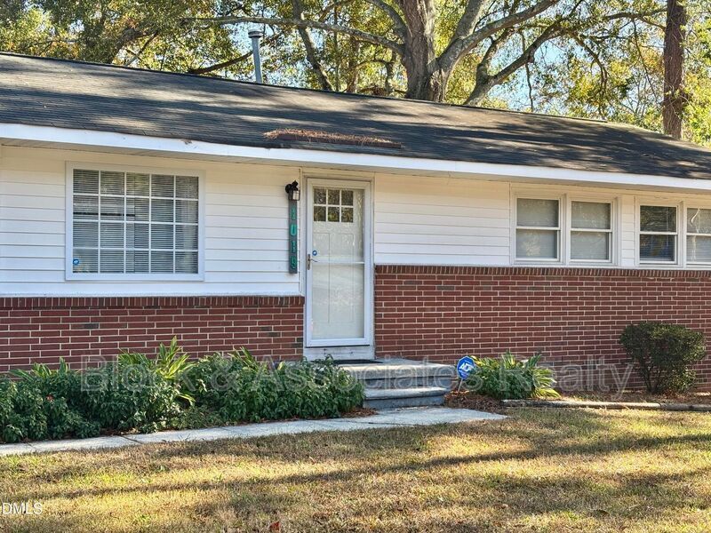 1019 Greenwich St in Raleigh, NC - Building Photo