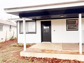 106 Logan Dr in Buchanan Dam, TX - Building Photo