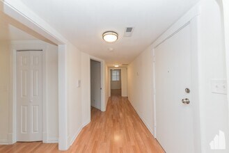 4948 N Harding Ave in Chicago, IL - Building Photo - Building Photo