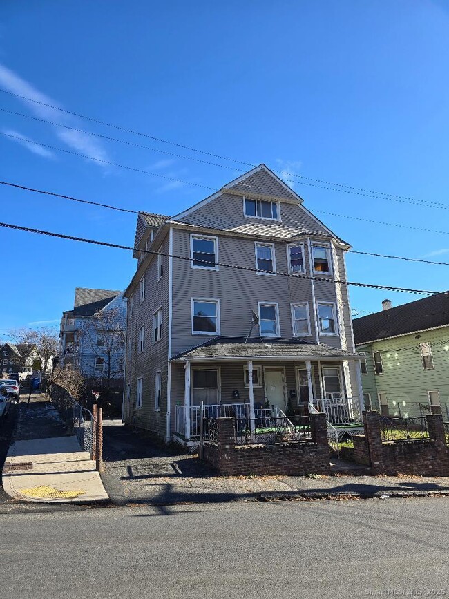 50 Welton St in Waterbury, CT - Building Photo - Building Photo