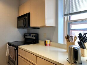 2A Wellington St, Unit 5 in Boston, MA - Building Photo - Building Photo