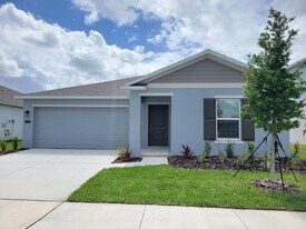 2114 Marksman Rd in Eagle Lake, FL - Building Photo