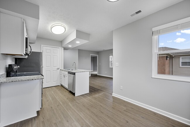 Residences on Carr Hill in Columbus, IN - Foto de edificio - Building Photo