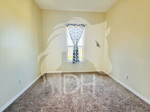924 N Creek Dr in Woodward, OK - Building Photo - Building Photo