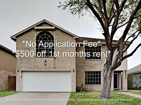 7613 Timber Crest Dr in Corpus Christi, TX - Building Photo