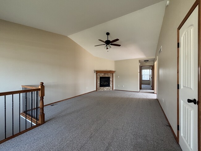 property at 1931 N Springbrook St