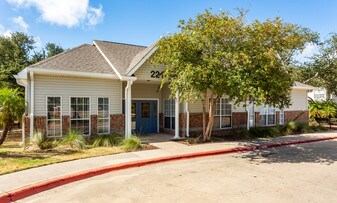 Sea Mist Townhomes in Rockport, TX - Building Photo