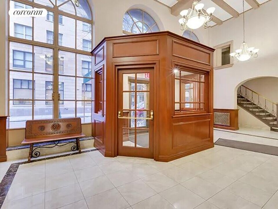 52 Clark St in Brooklyn, NY - Building Photo