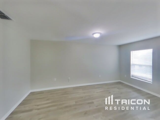 12547 Shafton Rd in Spring Hill, FL - Building Photo - Building Photo