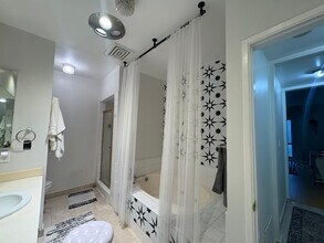 1209 Amherst Ave, Unit 102 in Los Angeles, CA - Building Photo - Building Photo