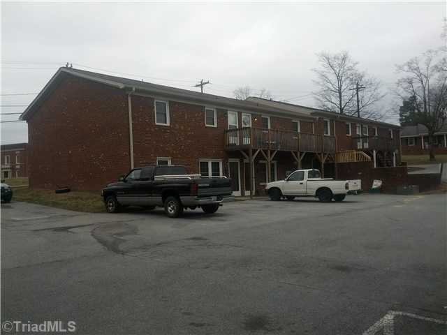 101 Fisher Ferry St in Thomasville, NC - Foto de edificio - Building Photo