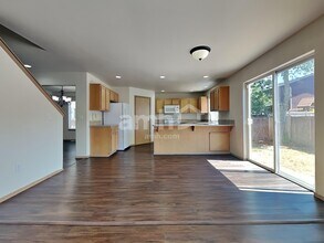 1524 185th St Ct E in Spanaway, WA - Building Photo - Building Photo