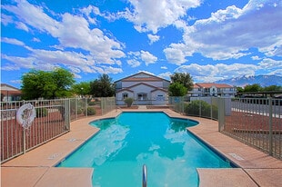 Madrean Vista in Thatcher, AZ - Building Photo