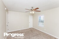 129 Cherry Laurel Dr photo'
