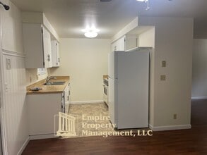 87810 Norman Ave in Veneta, OR - Building Photo - Building Photo