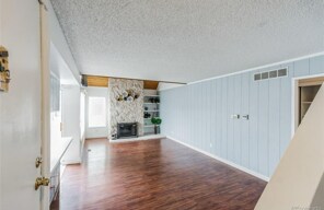 2481 S Xanadu Way in Aurora, CO - Building Photo