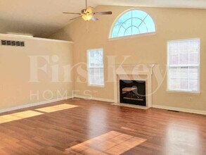 3 Bobwhite Ct in Amelia, OH - Foto de edificio - Building Photo