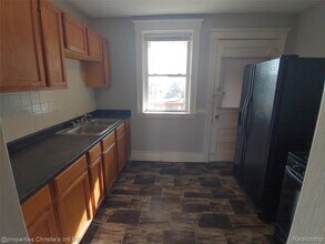 1535 W Canfield St in Detroit, MI - Building Photo - Building Photo