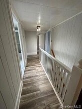 460 S Bayview Ave, Unit 2nd Fl in Freeport, NY - Foto de edificio - Building Photo