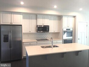 735 Stonehouse Wy in Hockessin, DE - Building Photo - Building Photo