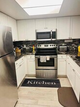 2794 Rhonda Ln in Melbourne, FL - Foto de edificio - Building Photo