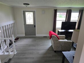 103 Virginia Manor Rd in Rochester, NY - Building Photo - Building Photo