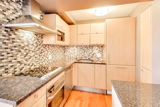 2909 N Sheridan Rd in Chicago, IL - Building Photo - Building Photo