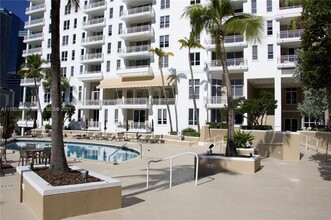 701 Brickell Key, Unit 609 in Miami, FL - Building Photo - Building Photo