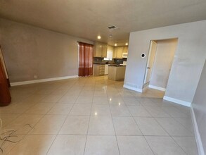 1483 Dorothy Ave in Las Vegas, NV - Building Photo - Building Photo