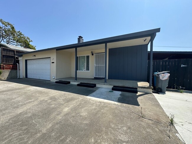 112 Sycamore Ct in Vallejo, CA - Building Photo - Building Photo