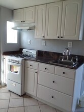 737 W 19th St, Unit 3 in San Pedro, CA - Foto de edificio - Building Photo