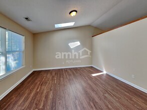 8420 Brook Pointe Ct in Indianapolis, IN - Building Photo - Building Photo