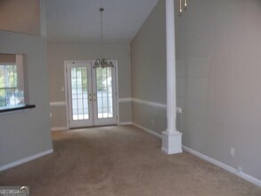 830 Long Branch Cir in Sugar Hill, GA - Building Photo - Building Photo