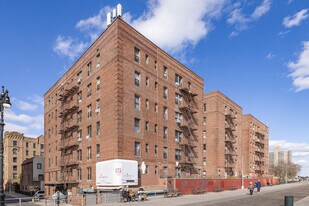 201 Brighton 1St Rd in Brooklyn, NY - Building Photo