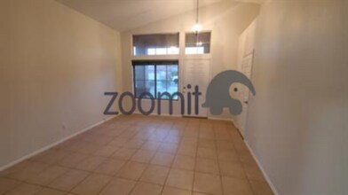 1056 W Chilton Ave in Gilbert, AZ - Building Photo - Building Photo