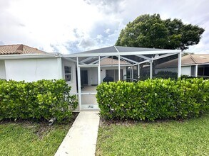1702 Silverleaf Oak Ct in Palm Beach Gardens, FL - Foto de edificio - Building Photo