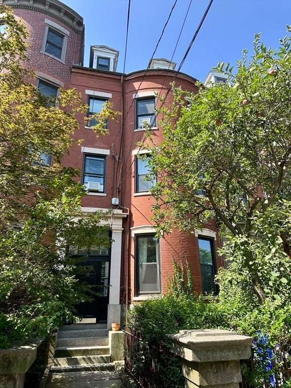 property at 179 Webster St