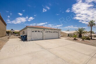 3088 Newport Dr in Lake Havasu City, AZ - Building Photo - Building Photo