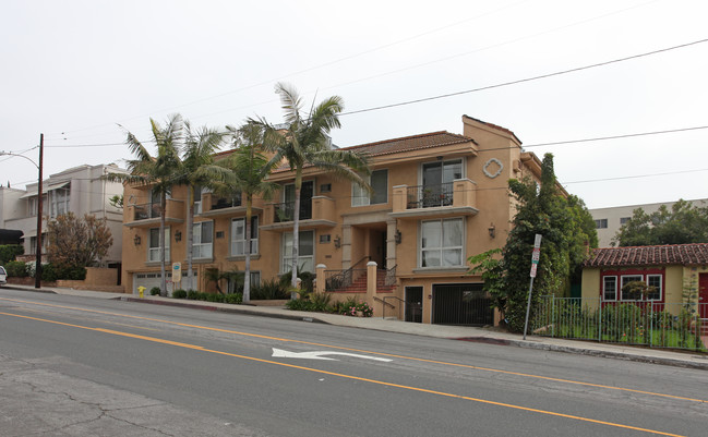 1000 N Doheny Dr in West Hollywood, CA - Foto de edificio - Building Photo