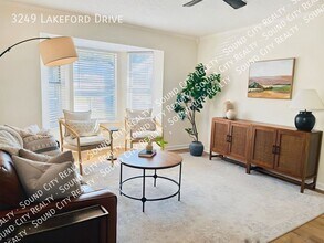 3249 Lakeford Dr in Nashville, TN - Building Photo - Building Photo