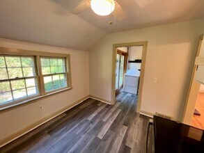 604 Huckleberry Hill Rd in Avon, CT - Building Photo - Building Photo