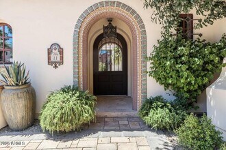 4949 E Lincoln Dr in Scottsdale, AZ - Building Photo - Building Photo